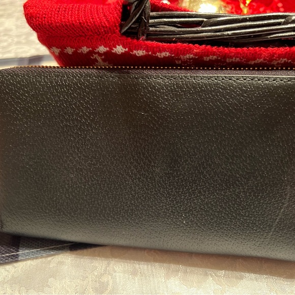 Black Kate Spade (Anita) large wristlet wallet - Picture 5 of 5